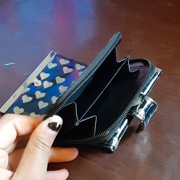 Wallet - Picture 4 of 4